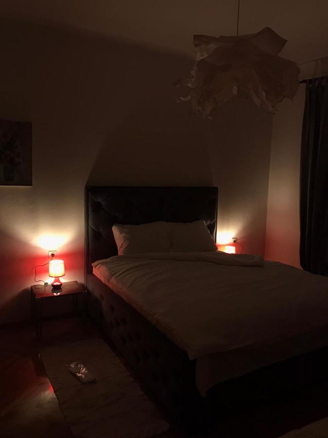 Right In The Heart Of Podgorica! Apartment Ngoại thất bức ảnh